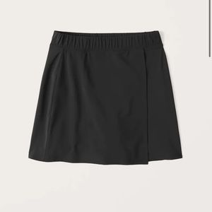 TRADE ONLY Abercrombie Traveler skort BLACK